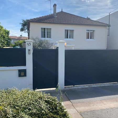 Appart Studio Rdc De Maison Avec Exterieur Proche Reims Tinqueux Ngoại thất bức ảnh