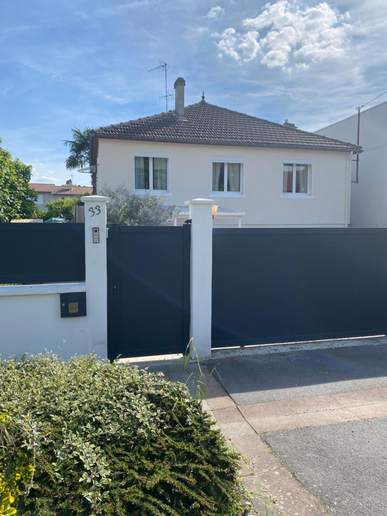 Appart Studio Rdc De Maison Avec Exterieur Proche Reims Tinqueux Ngoại thất bức ảnh