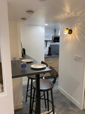 Appart Studio Rdc De Maison Avec Exterieur Proche Reims Tinqueux Ngoại thất bức ảnh